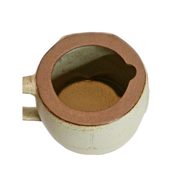 Stoneware Teapots Monclair of Latrobe Sr Citizens Grandparents Day Cottage - Picture 6 of 9